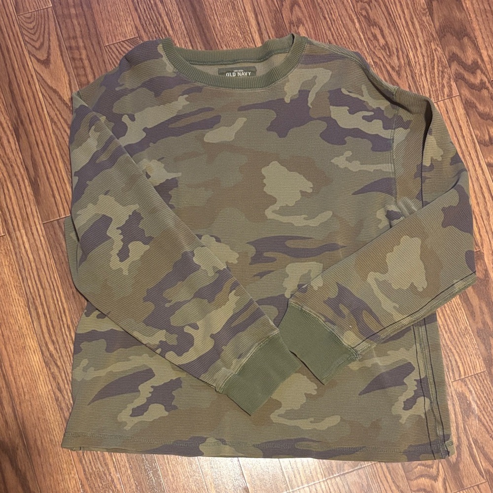 Old Navy Green Camouflage Crewneck
